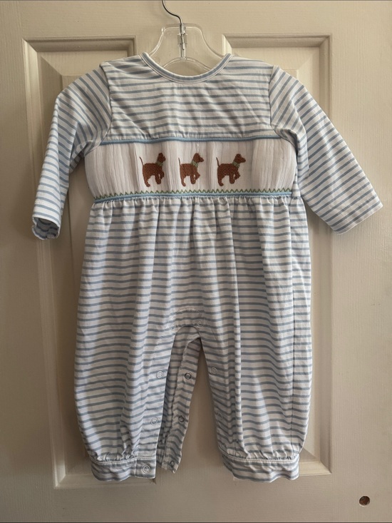 Stitchy Fish Other - Puppy Present Smocked Romper by Stitchy Fish 3M